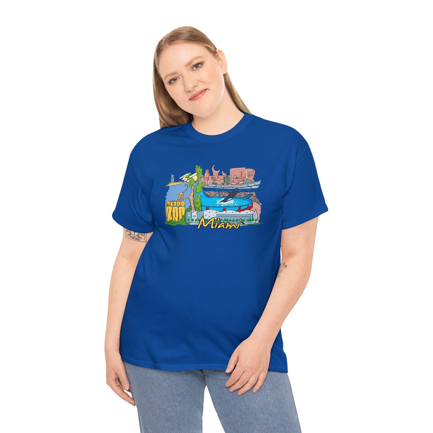 Discover Miami Vibes: Stylish and Comfortable T-Shirt for a Trendy Look!